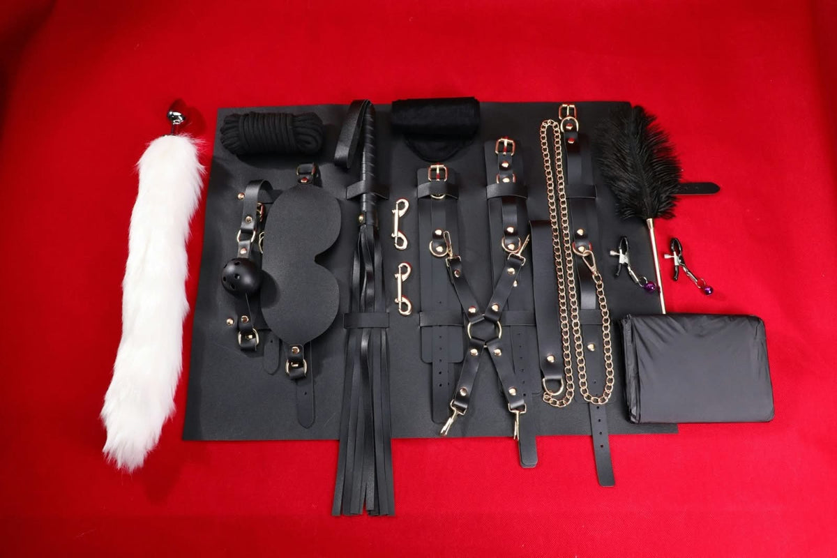 High Quality——Couples' Romantic Date Night Accessory Leather Set